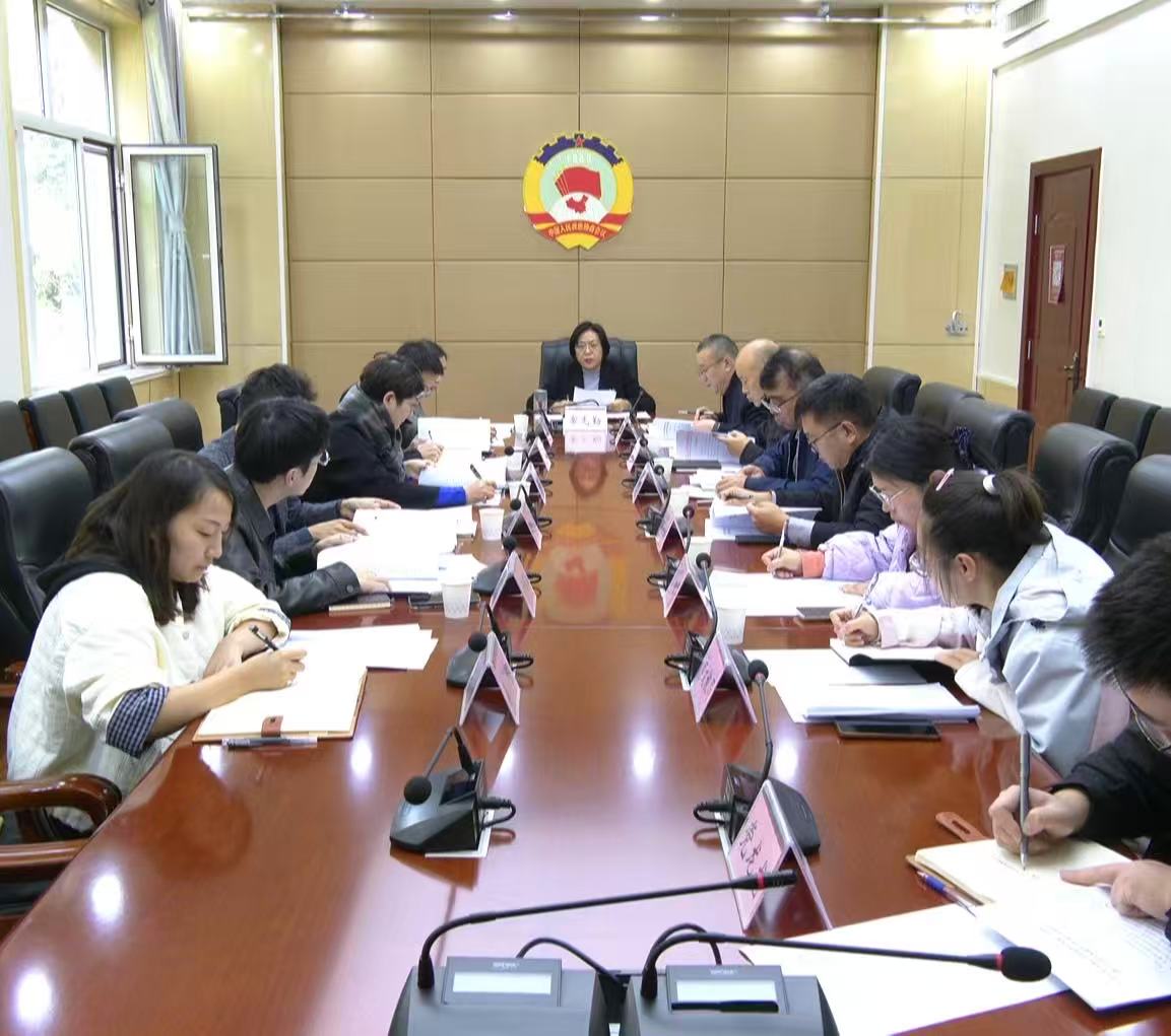 20251021常先勤养老座谈会.jpg